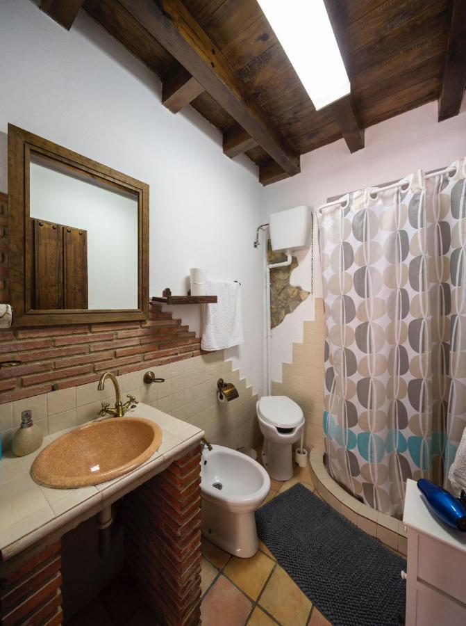 La Pedriza Del Serval Montefrío Extérieur photo